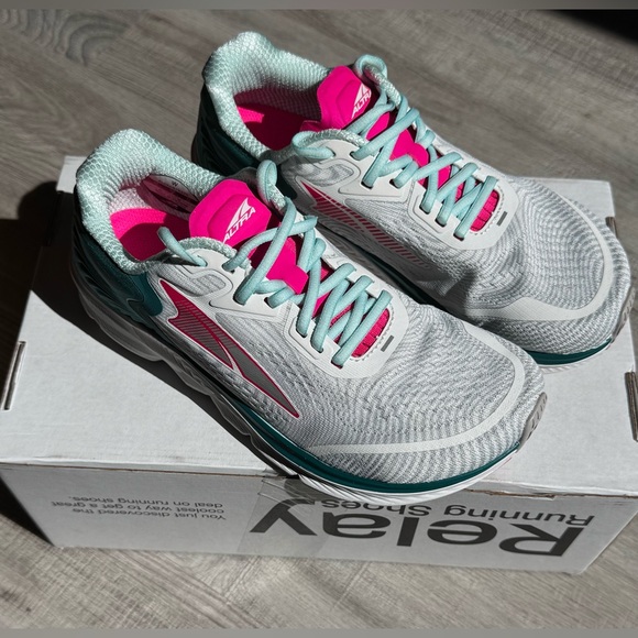 NIB Women’s Size Women's Altra Torin 5, Deep Teal/Pink, Size 7 B - Picture 6 of 12